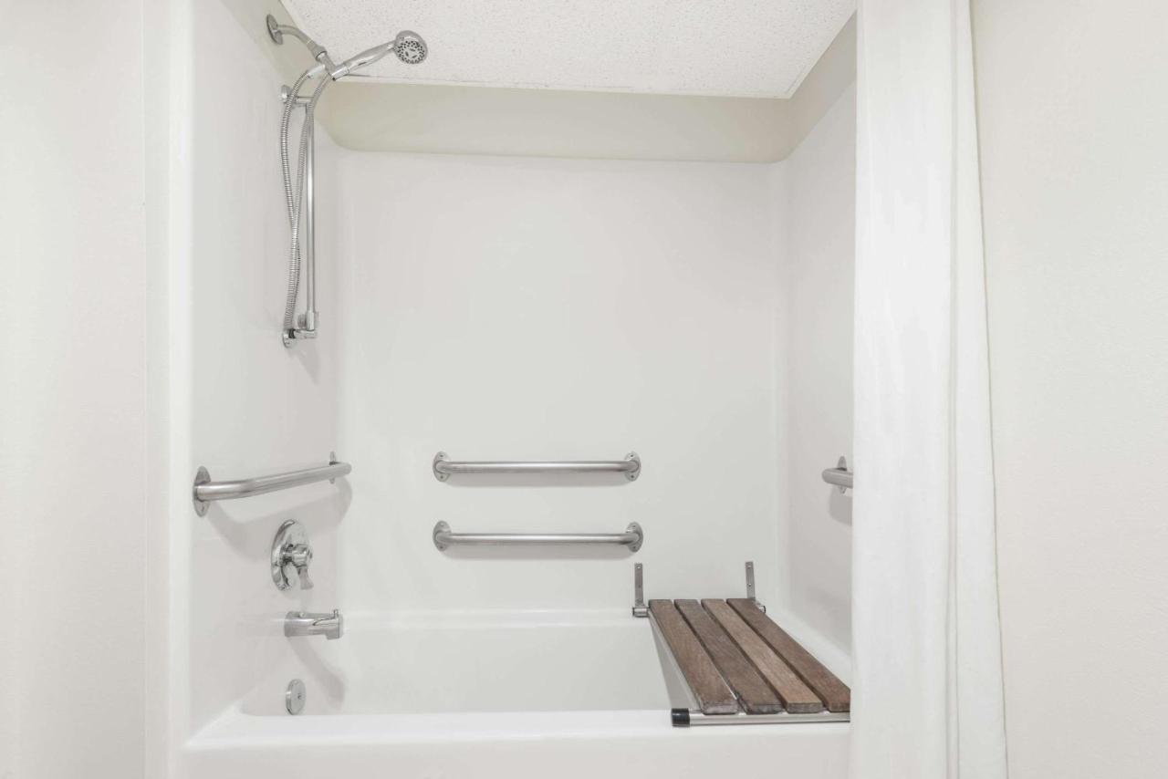 Hotel Super 8 Smithville Zewnętrze zdjęcie